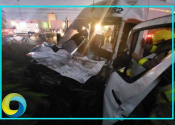 Fuerte accidente automovilístico deja siete personas lesionadas en la carretera Cancún-Puerto Morelos