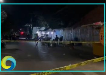 Dos adolescentes pierden la vida luego de ser baleados en una taquería en Tulum
