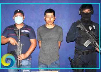 Detienen a sujeto en posesión de un arma de fuego y varias dosis de droga en Alfredo V. Bonfil en Cancún
