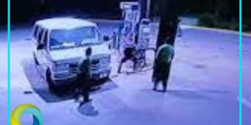Guarida de seguridad repele a balazos un asalto a una gasolinera en Tulum; hay dos detenidos