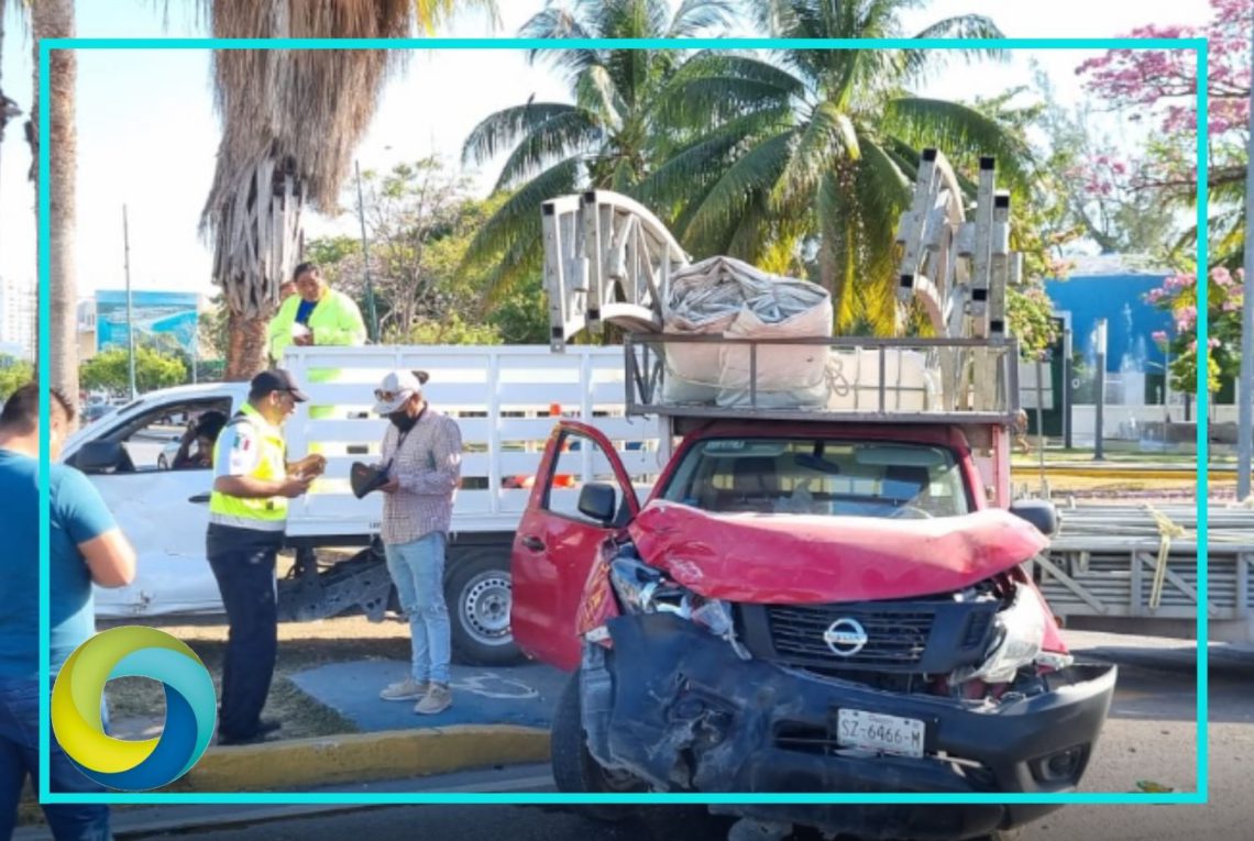 Fuerte choque en la entrada de la Zona Hotelera de Cancún deja varios lesionados