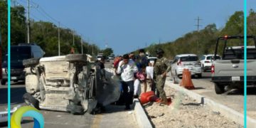Trabajador del Tren Maya muere tras ser arrollado por un taxi en Playa del Carmen